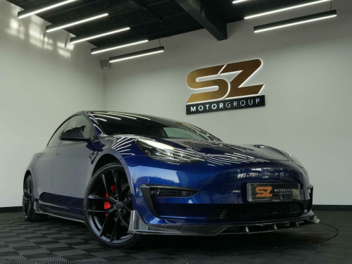 Tesla Model 3  (Dual Motor) Long Range Auto 4WDE 4dr 