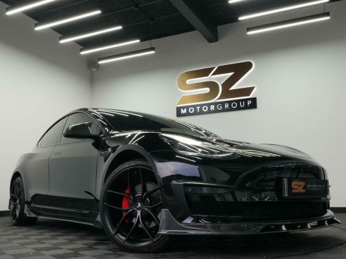 Tesla Model 3  (Dual Motor) Long Range Auto 4WDE 4dr 