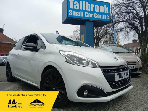 Peugeot 208  1.2 PureTech Black Edition Euro 6 3dr