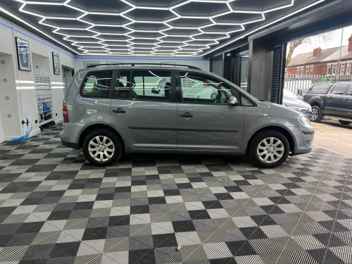Volkswagen Touran  1.6 S 5dr (7 Seats)