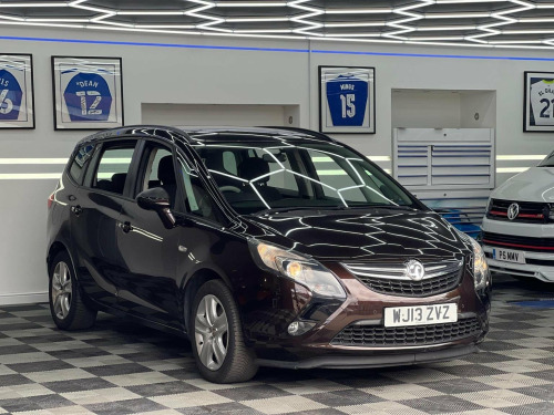 Vauxhall Zafira Tourer  2.0 CDTi Exclusiv Auto Euro 5 5dr