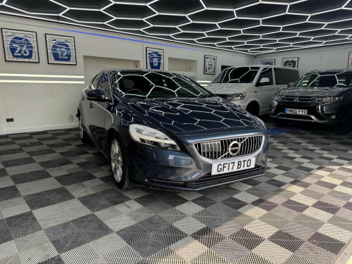 Volvo V40  2.0 D2 Inscription Auto Euro 6 (s/s) 5dr
