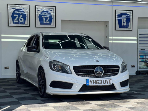 Mercedes-Benz A-Class A180 1.5 A180 CDI AMG Sport Euro 5 (s/s) 5dr