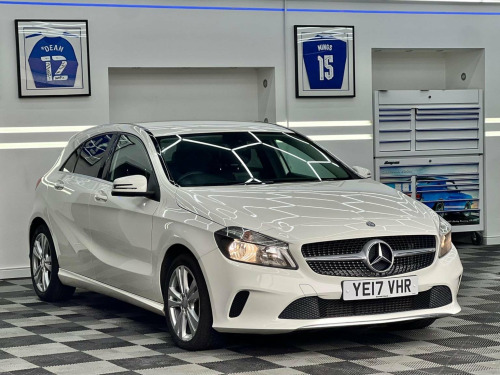 Mercedes-Benz A-Class  1.5 A180d Sport 7G-DCT Euro 6 (s/s) 5dr