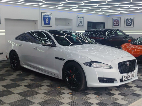 Jaguar XJ  3.0d V6 R-Sport Auto Euro 6 (s/s) 4dr