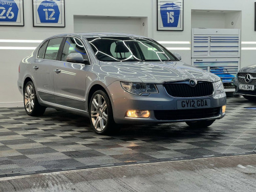 Skoda Superb  2.0 TDI Elegance DSG Euro 5 5dr 