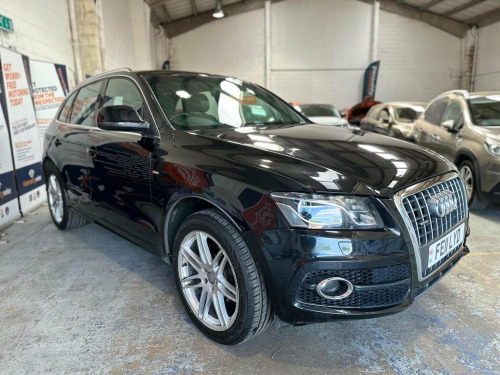 Audi Q5  2.0 TDI S line S Tronic quattro Euro 5 5dr