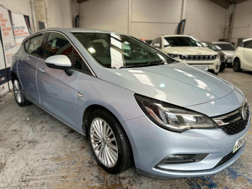 Vauxhall Astra  1.6 CDTi BlueInjection Elite Nav Euro 6 (s/s) 5dr