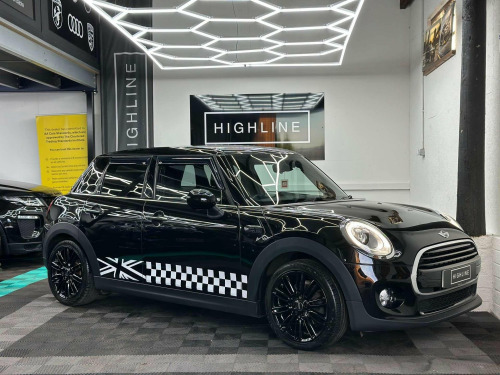 MINI Hatch  1.5 Cooper Auto Euro 6 (s/s) 5dr