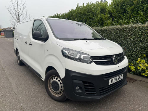 Vauxhall Vivaro  2.0 Turbo D 3100 Dynamic