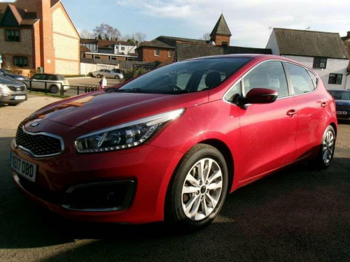 Kia ceed  1.6 GDi 2 Euro 6 (s/s) 5dr