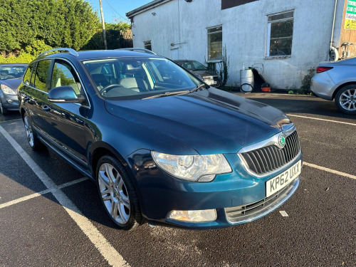 Skoda Superb  2.0 TDI Elegance Euro 5 5dr