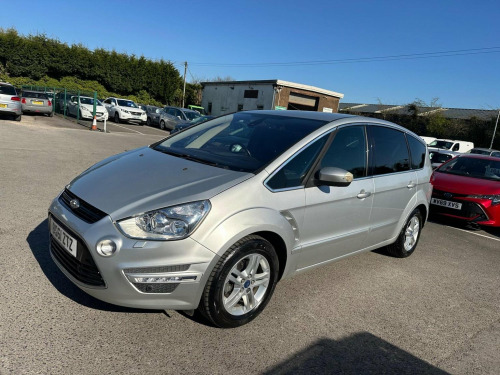 Ford S-MAX  2.0 TDCi Titanium Euro 5 5dr