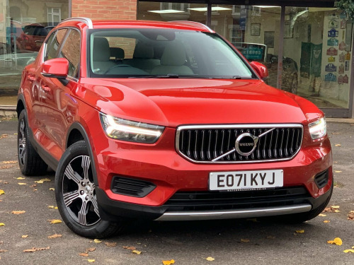 Volvo XC40  2.0 B4 MHEV Inscription DCT Auto Euro 6 (s/s) 5dr