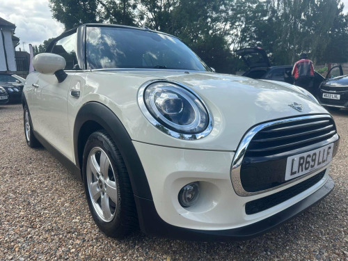 MINI Convertible  1.5 Cooper Classic Steptronic Euro 6 (s/s) 2dr