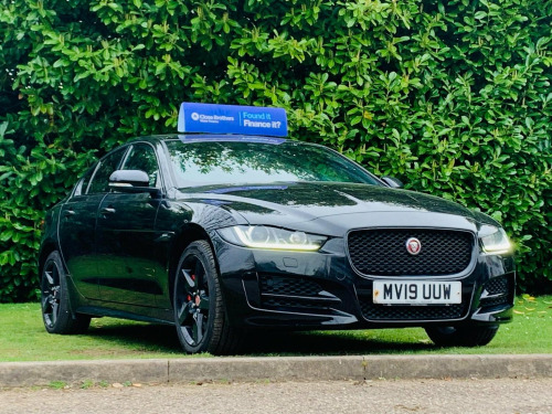 Jaguar XE  2.0d R-Sport Auto AWD Euro 6 (s/s) 4dr