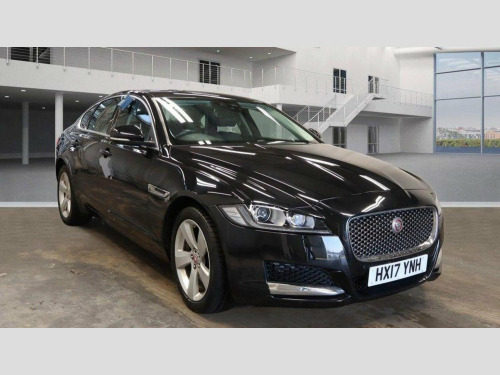 Jaguar XF  2.0d Portfolio Auto Euro 6 (s/s) 4dr