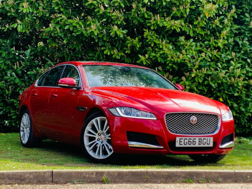 Jaguar XF  2.0d Portfolio Auto Euro 6 (s/s) 4dr