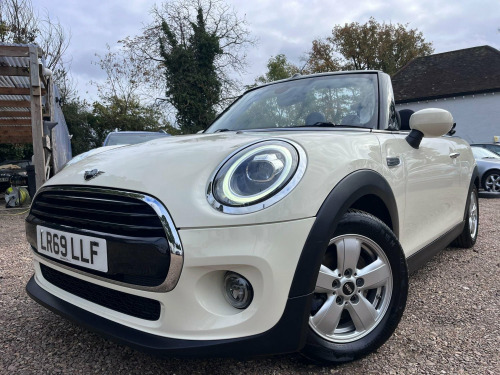 MINI Convertible  1.5 Cooper Classic Steptronic Euro 6 (s/s) 2dr