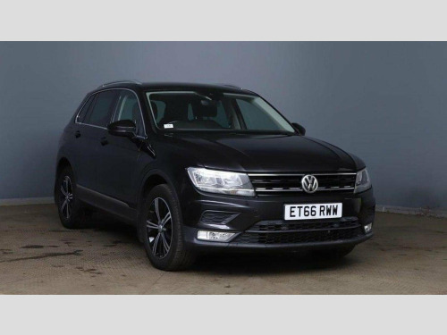 Volkswagen Tiguan  2.0 TDI BlueMotion Tech SE Navigation DSG 4Motion Euro 6 (s/s) 5dr