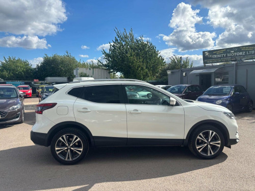 Nissan Qashqai  1.5 dCi N-Connecta Euro 6 (s/s) 5dr