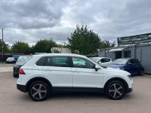 Volkswagen Tiguan  2.0 TDI BlueMotion Tech SE Navigation DSG 4Motion Euro 6 (s/s) 5dr