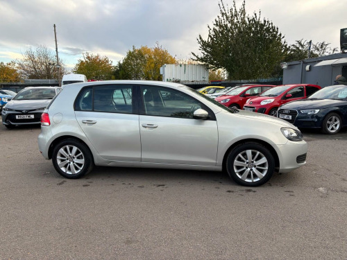Volkswagen Golf  1.6 TDI Match DSG Euro 5 5dr