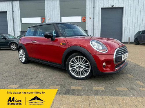 MINI Hatch  1.5 Cooper Euro 6 (s/s) 3dr