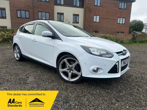 Ford Focus  1.6 TDCi Titanium Euro 5 (s/s) 5dr