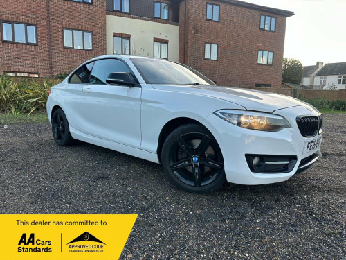 BMW 2 Series  2.0 220i Sport Euro 6 (s/s) 2dr