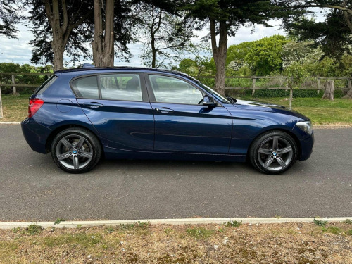 BMW 1 Series  2.0 120d Sport xDrive Euro 5 (s/s) 5dr