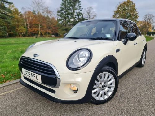 MINI Hatch  1.5 Cooper Auto Euro 6 (s/s) 5dr