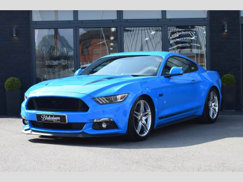 Ford Mustang  5.0 V8 GT Fastback 2dr 