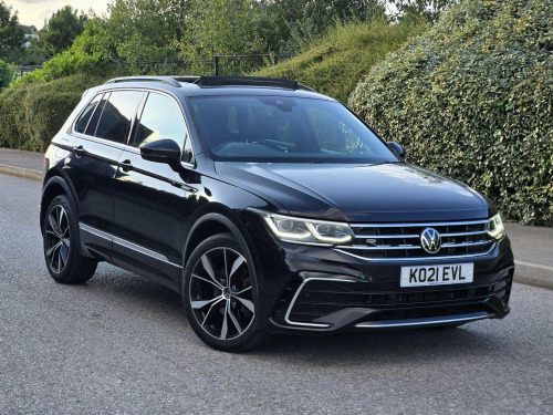 Volkswagen Tiguan  2.0 TDI R-Line DSG 4Motion Euro 6 (s/s) 5dr