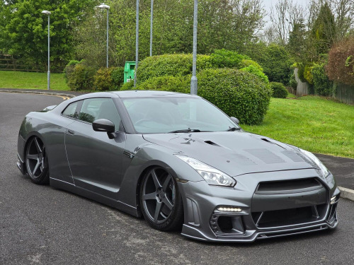 Nissan GT-R  3.8 V6 Premium Edition Auto 4WD Euro 5 2dr