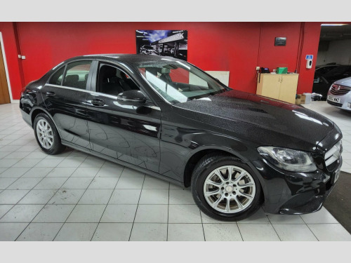 Mercedes-Benz C-Class  2.1 C220d SE 7G-Tronic+ Euro 6 (s/s) 4dr