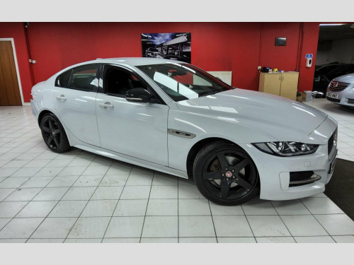 Jaguar XE  2.0d R-Sport Auto Euro 6 (s/s) 4dr