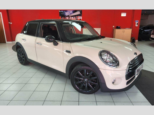 MINI Hatch  1.5 Cooper D Euro 6 (s/s) 5dr