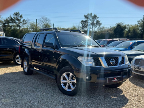Nissan Navara  2.5 dCi Aventura 4dr
