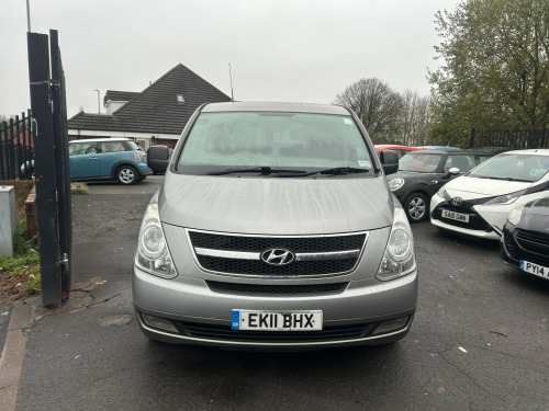 Hyundai i800  2.5 CRDi Style