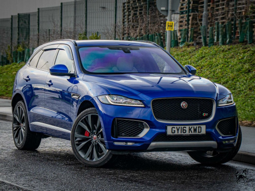 Jaguar F-PACE  3.0 D300 V6 First Edition Auto AWD Euro 6 (s/s) 5dr 