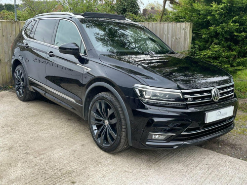 Volkswagen Tiguan  2.0 TDI R-Line DSG Euro 6 (s/s) 5dr