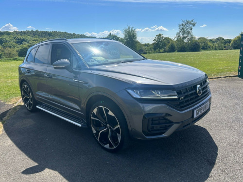 Volkswagen Touareg  3.0 TDI V6 R-Line Tiptronic 4Motion Euro 6 (s/s) 5dr