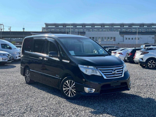 Nissan Serena  2.0 HIGHWAY STAR S HYBRID AUTO 8 SEATS