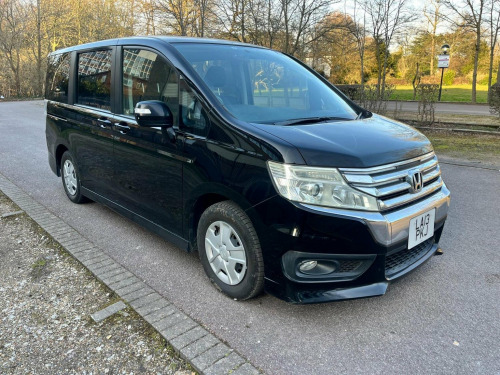 Honda Stepwagon  SPADA 2.0 PETROL AUTOMATIC 8 SEATER