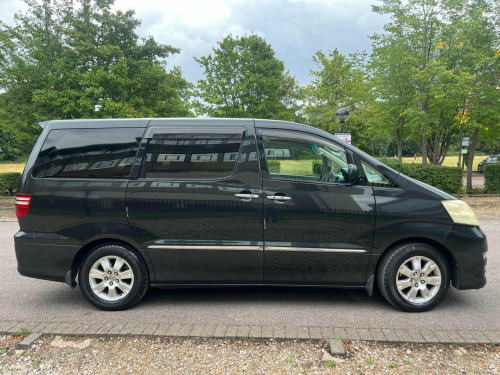 Toyota Alphard  2.4 PETEOL AUTO 7 SEATER ULEZ