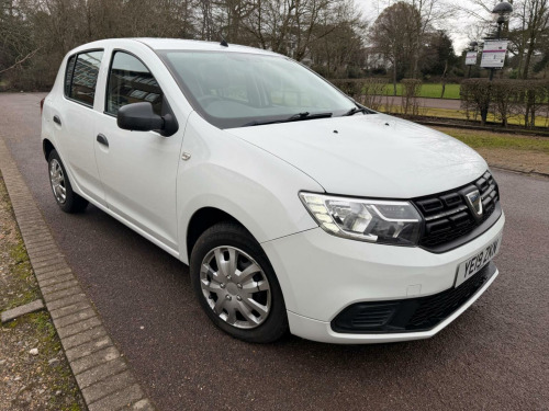 Dacia Sandero  1.0 SCe Essential Euro 6 5dr 