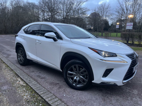 Lexus NX 300h  2.5 300h Luxury E-CVT 4WD Euro 6 (s/s) 5dr 