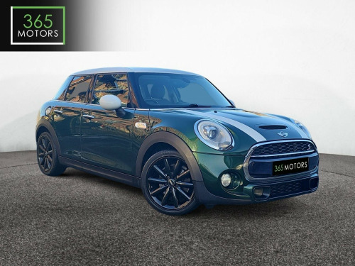 MINI Hatch  2.0 Cooper SD Euro 6 (s/s) 5dr