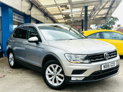 Volkswagen Tiguan  2.0 TDI BlueMotion Tech SE Navigation